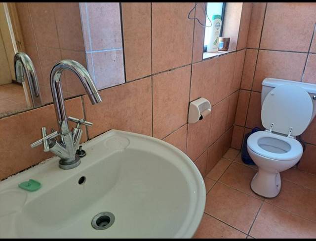 1 BEDROOM PROPERTY TO RENT IN AUCKLAND PARK